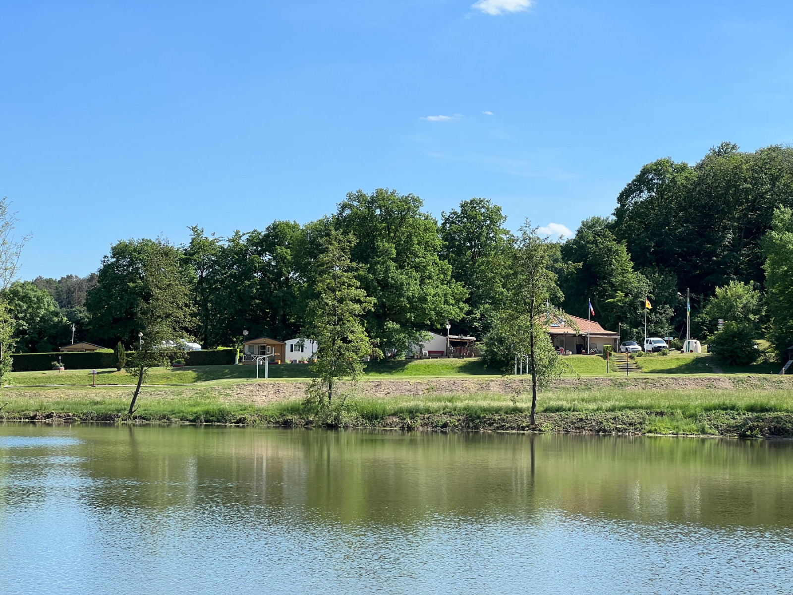 Photo du camping : Un havre de paix – Au coeur de la Moselle